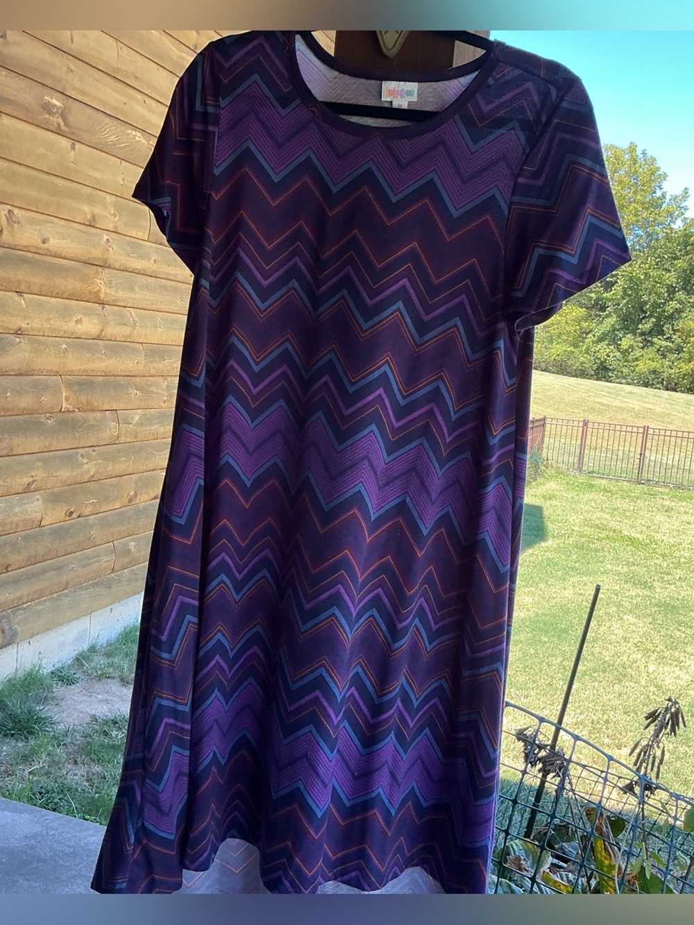 LuLaRoe Carly Women’s Dress in Purple Chevrons
